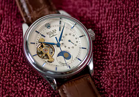 Buy Watches Online in Hamilton, ON